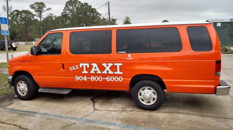 Reserve an Airport Shuttle and Save with Sax Taxi!