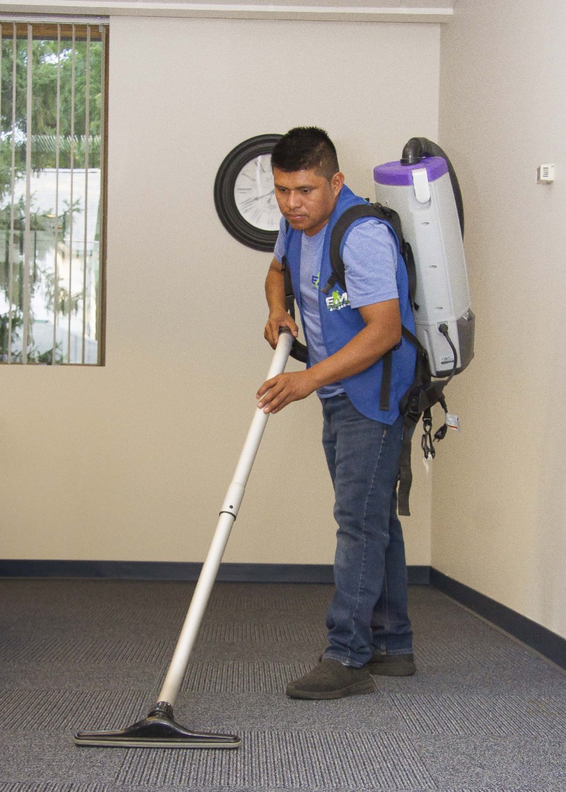 Top-Notch Weekly Building Cleaning Services in Minneapolis, MN