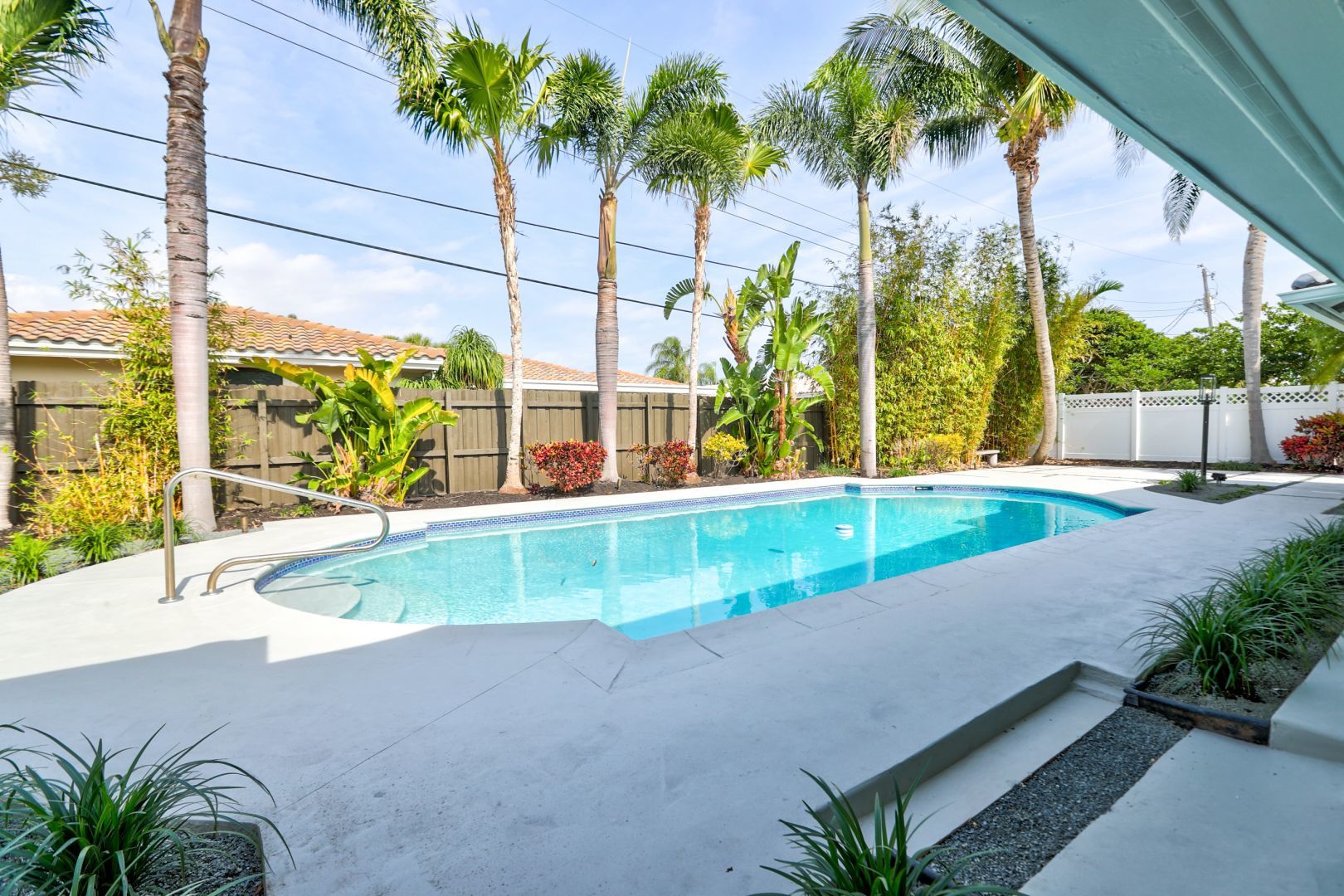 Professional Pool Remodeling Services for Tampa Homes